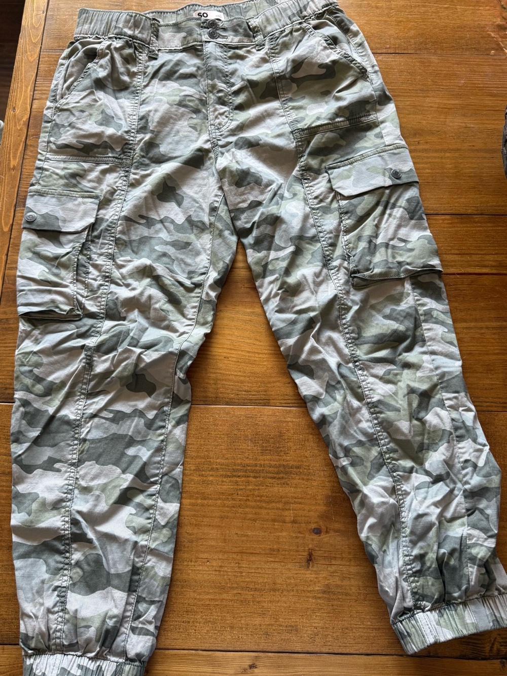 SO Women’s Olive Camo Cargo Pants